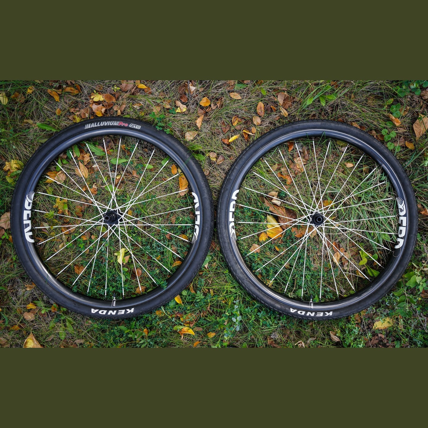 Berd Sparrow Carbon Gravel Wheels