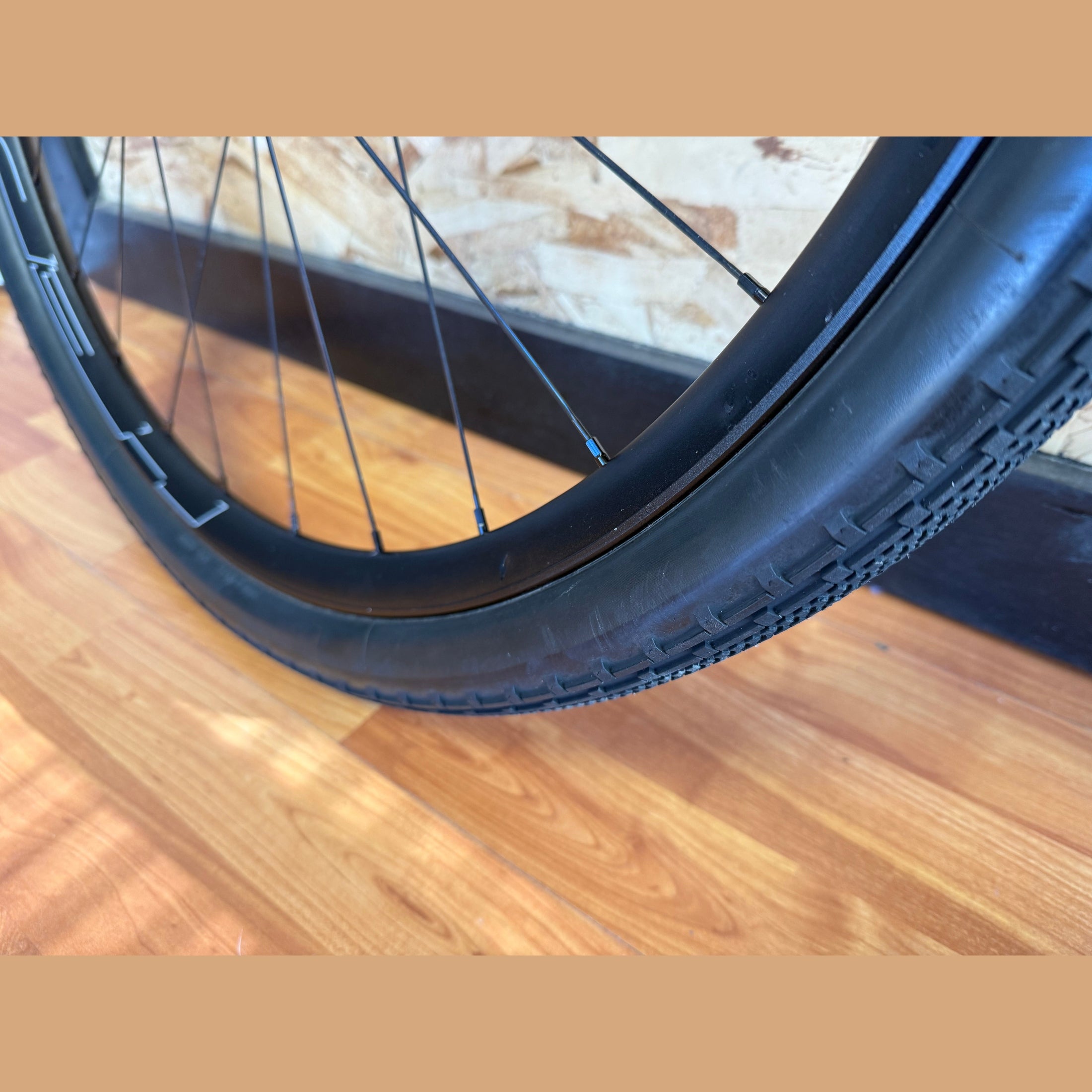 HED Belgium+ w/ Chris King R45D Matte Turquoise Hubs - Pre-owned