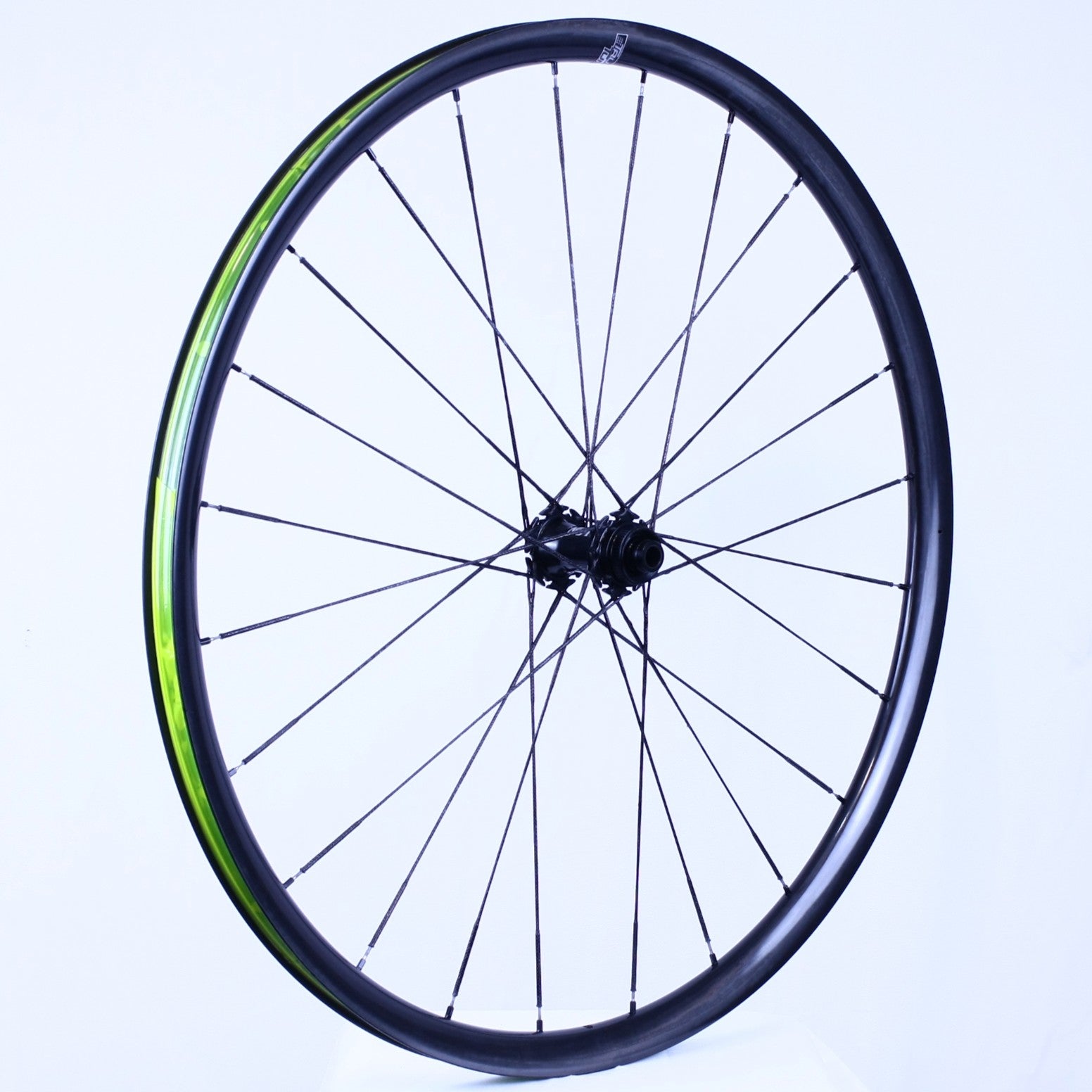 Local Velo Custom Gravel Wheelset - Light Bicycle AR25 + Berd Polylite Spokes + Berd Talon Hubs - XDR, Centerlock
