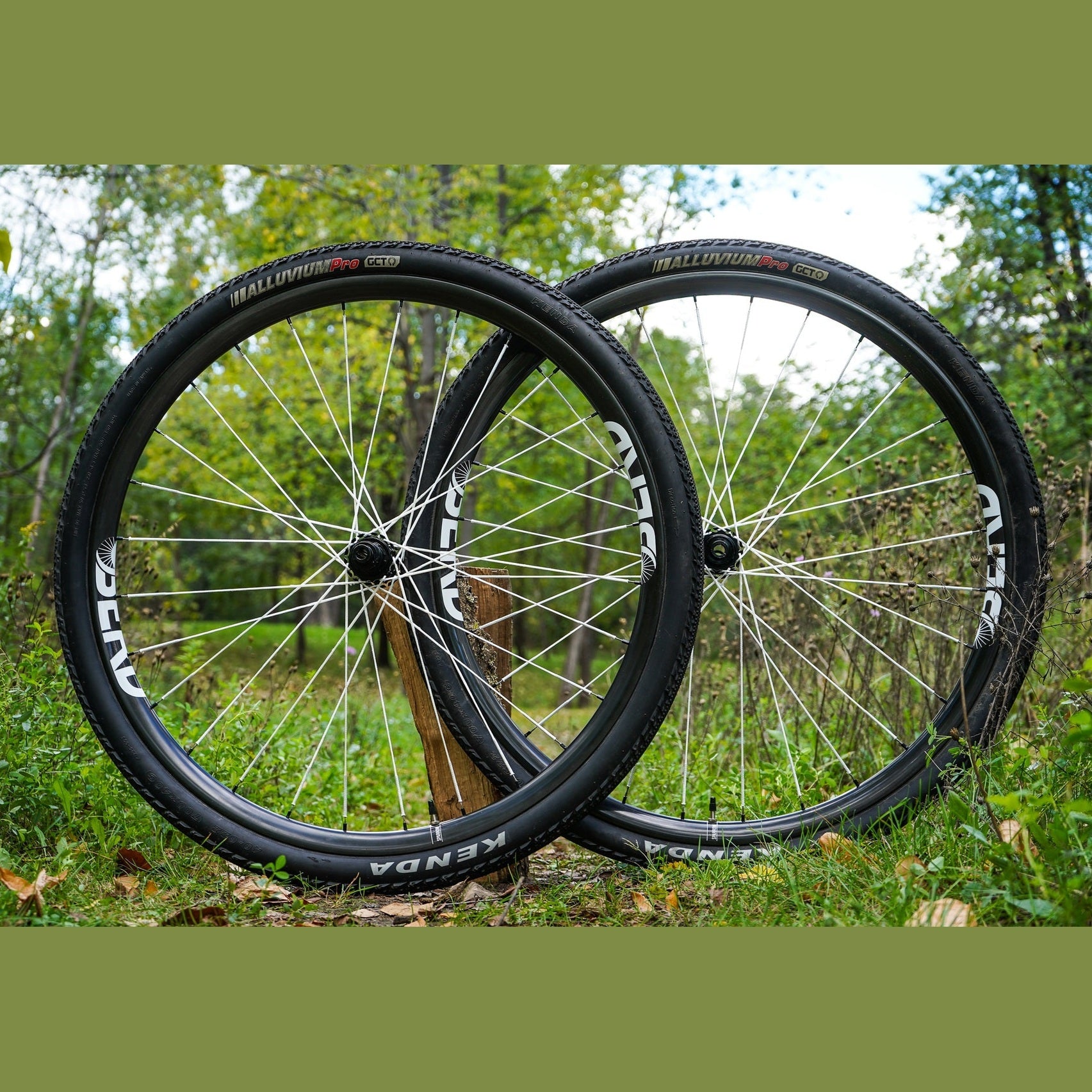 Berd Sparrow Carbon Gravel Wheels